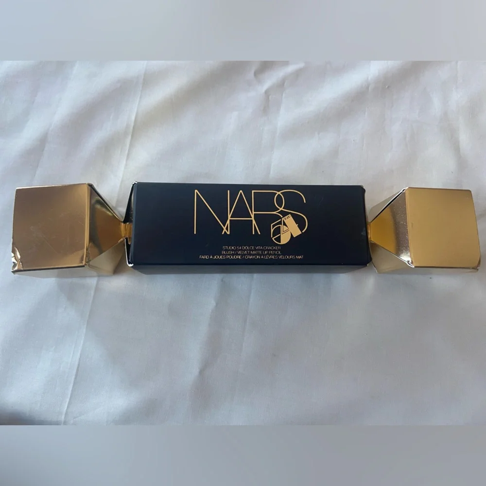Nars gift set 🎁 perfect or for yourself, Famous Dolce Vita color matching set